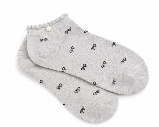 Chaussettes grises à nœuds