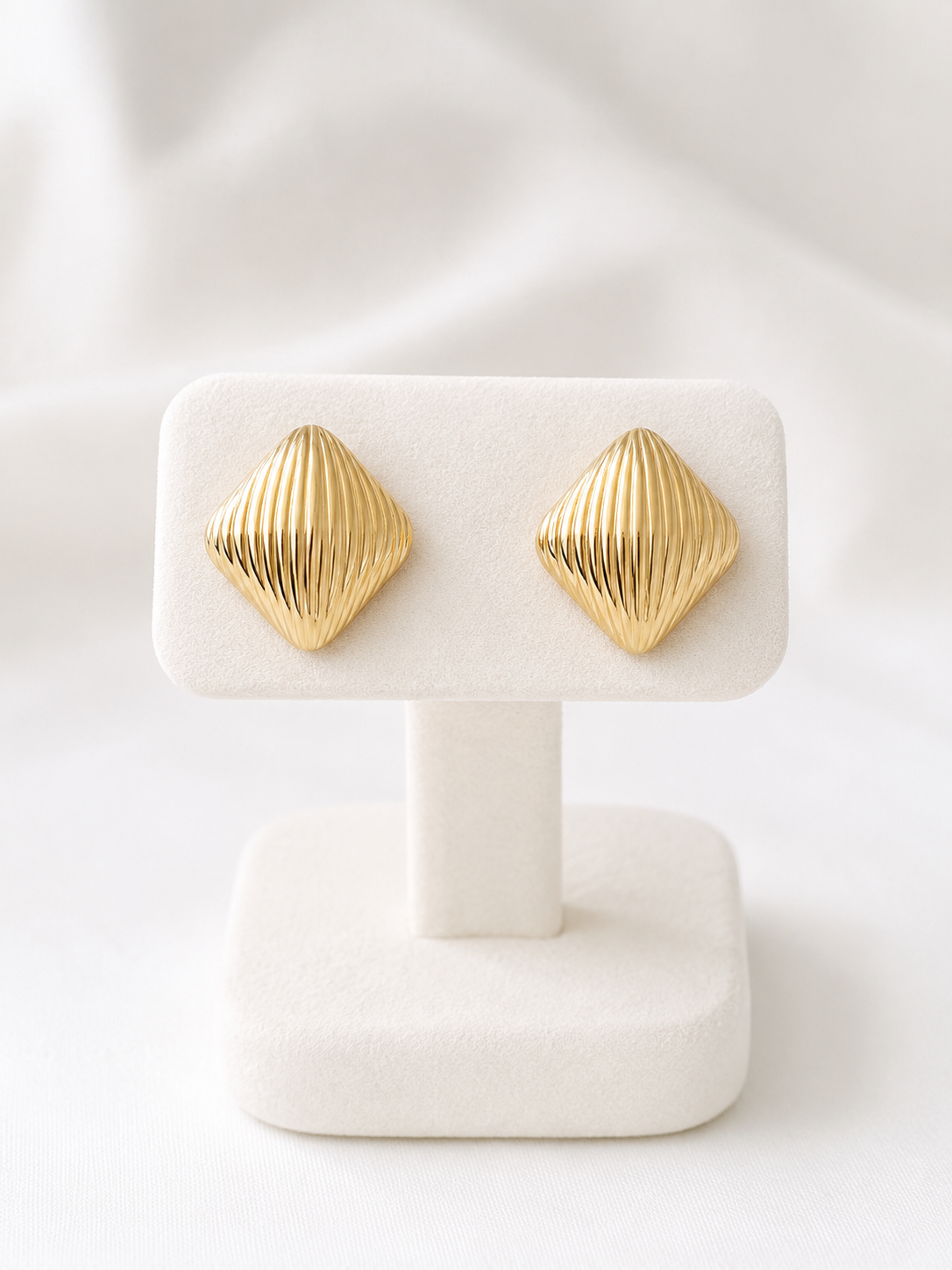 Boucles d’oreilles dorées